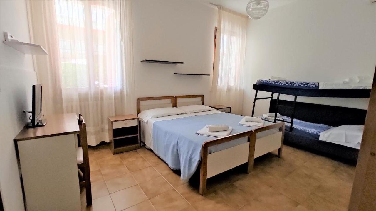 Hotel De Amicis Riccione Eksteriør bilde