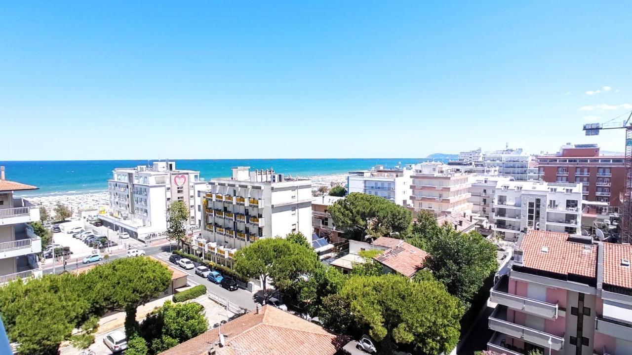 Hotel De Amicis Riccione Eksteriør bilde