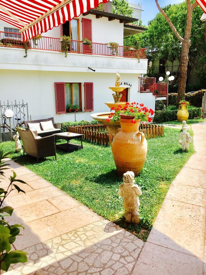 Hotel De Amicis Riccione Eksteriør bilde